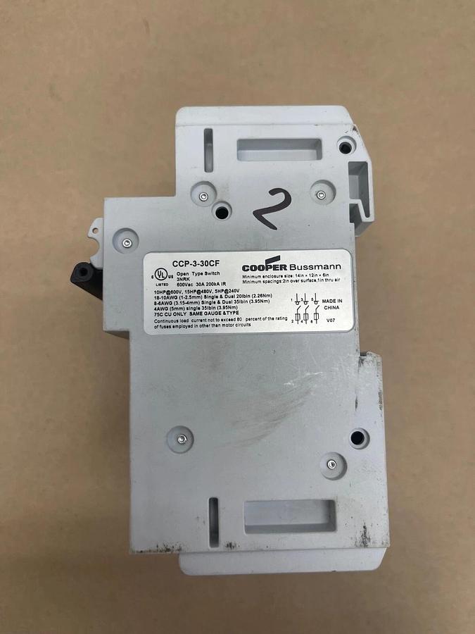 Used Cooper Bussmann CCO-3-30CF Fusible Disconnect Switch, 600 VAC, 30 A, 3-Pole
