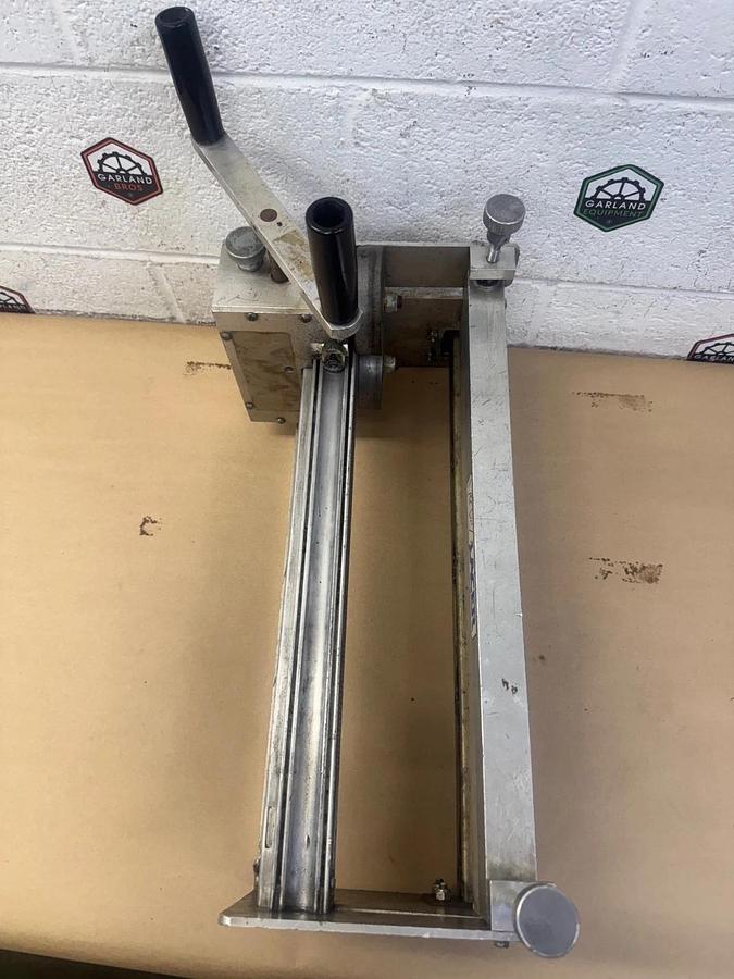 Used Clipper Belt Lacer Company 001880 MicroLacer, 20” Max Belt