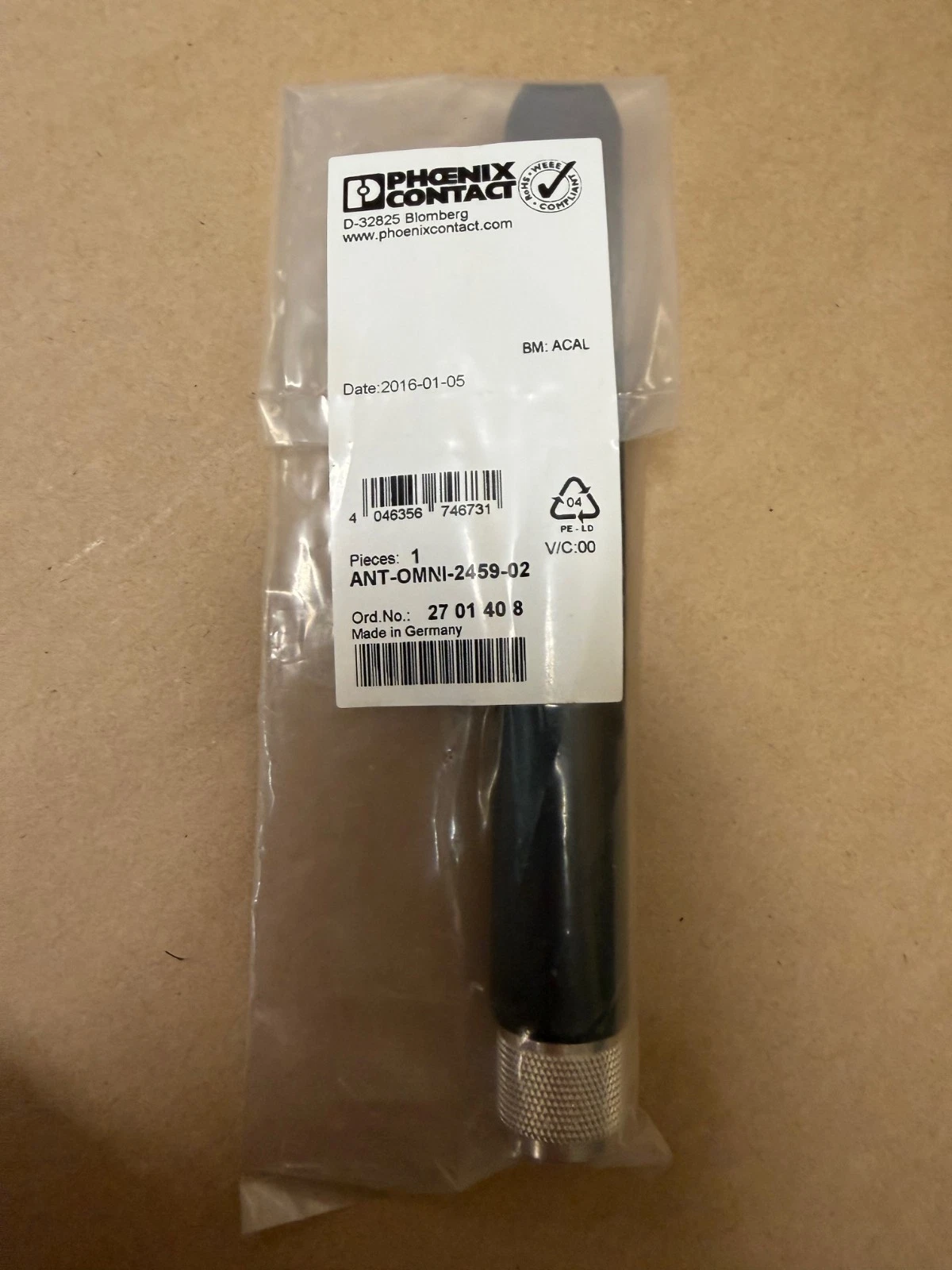 Used Phoenix Contact ANT-OMNI-2459-02 Antenna *FACTORY SEALED*