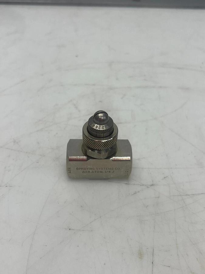 Used Spraying Systems Co. Air Atom, 1/4 J