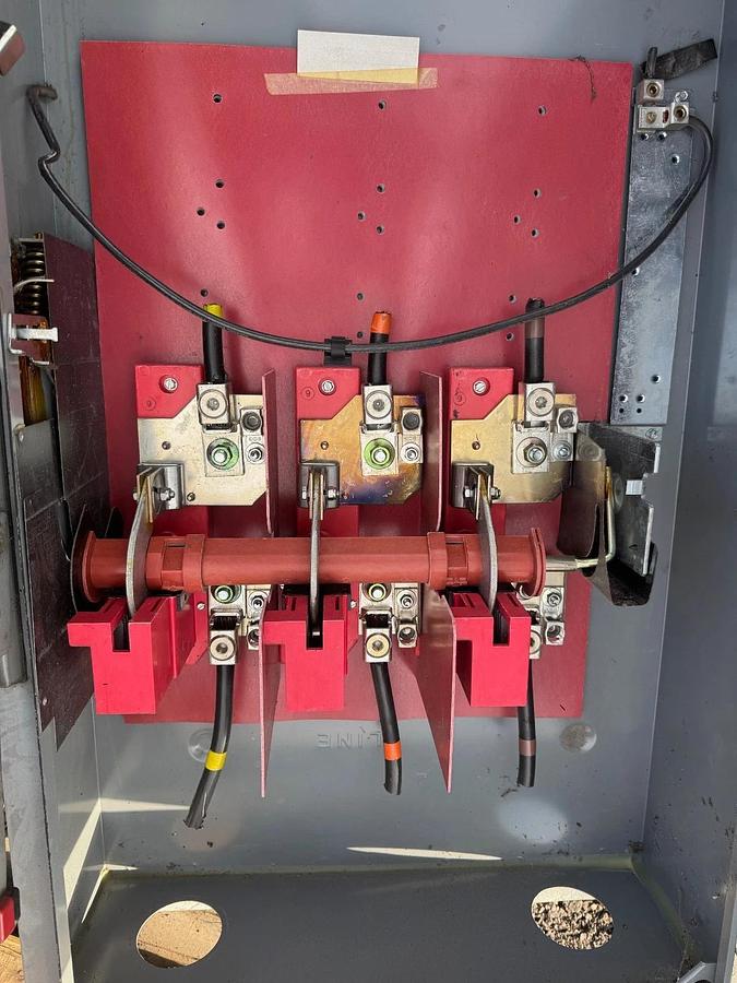 Used Square D HU365AWK 400A Safety Switch, 600VAC, Series E2