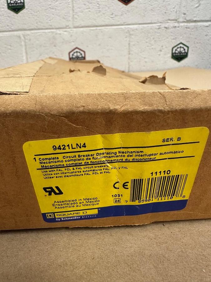 Used Square D 9421LN4 Circuit Breaker Operating Mechanism