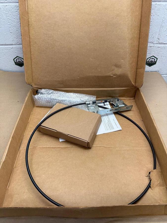 Used Allen-Bradley 140G-J-FCS06 Series A, Flex Cable Operator, 6 Ft Length *NEW*