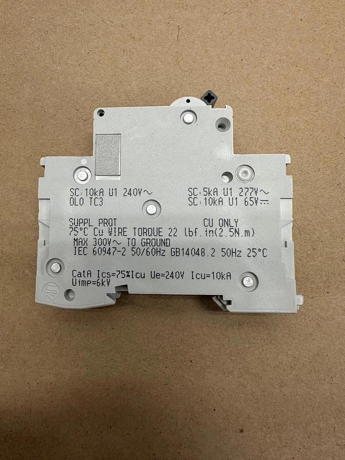 Used Schneider Electric 17414 Circuit Breaker *NEW*