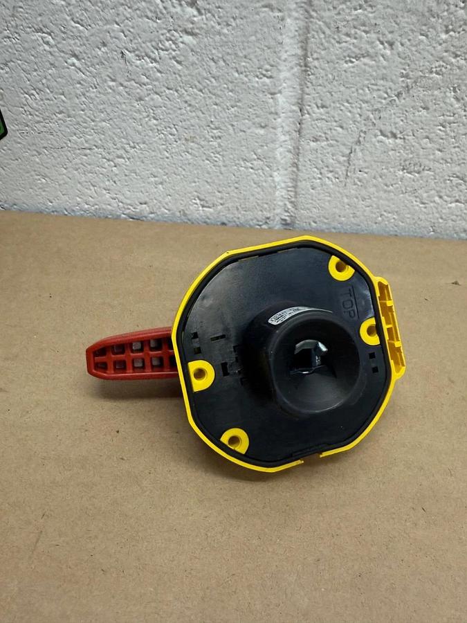 Used Allen-Bradley 194R-PY Ser A Operating Handle Red/Yellow *NEW*