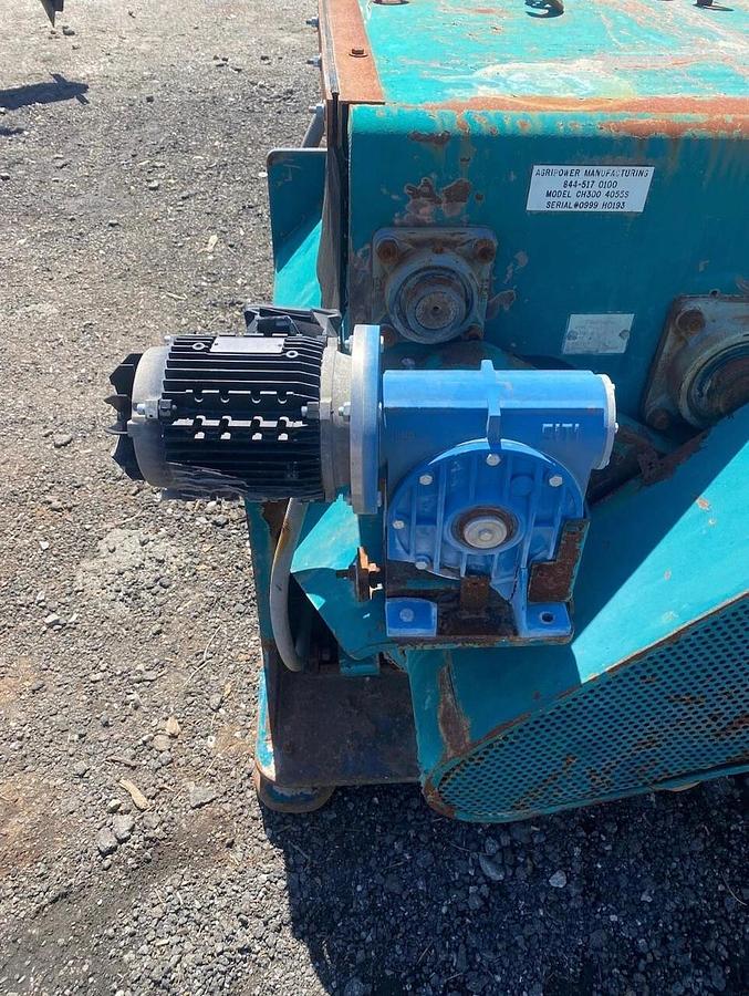 Used Challenger CH300 4055 S Horizontal Grinder w/ Brook Hansen 75HP @ 1770 RPM Motor