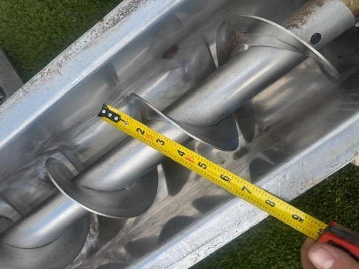 Used Painted Stainless Steel Auger 60” L, 6” Flights, 7” Trough, 6" Stick *TESTED*