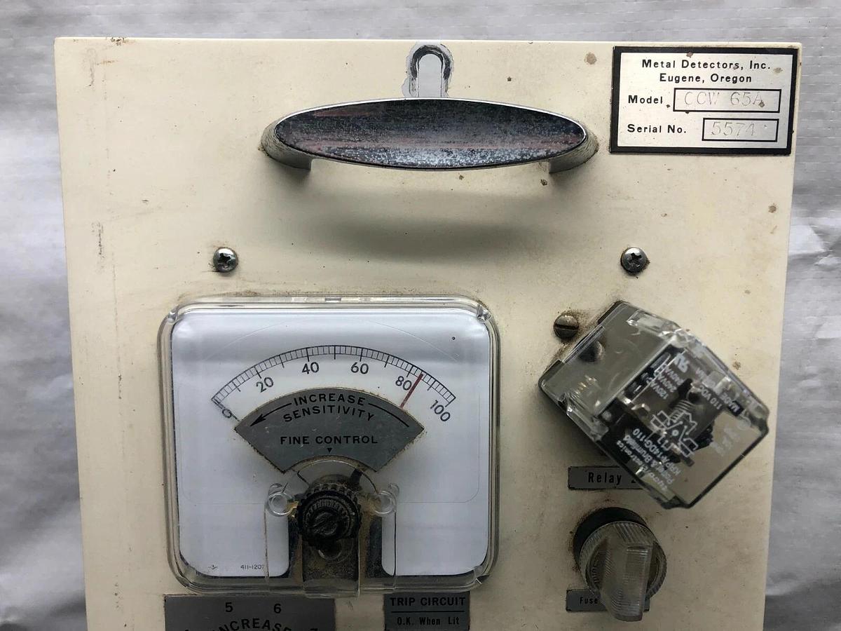 Used Metal Detectors Inc. CCW 65A Metal Detector Controller, Serial # 5574