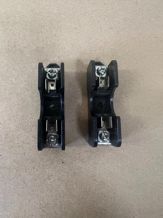 Used Roko FS-101, 10A, 500V Switch - Lot of 2