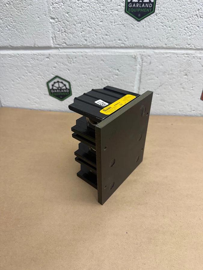 Used Cooper Bussmann PDB370-3 Power Distribution Block, 3-Pole, 600V *NEW*