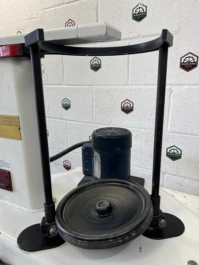Used WS Tyler RX-29 110V, 60Hz 8” RO-TAP Sieve Shaker w/ Stand, (Working Condition)