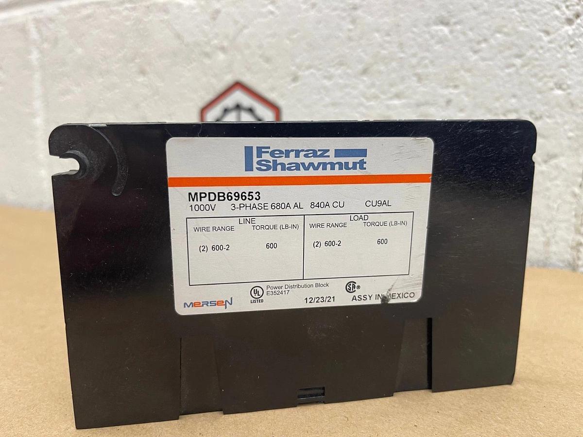 Mersen Ferraz Shawmut MPDB69653 Distribution Block, 1000V 680-840A *NEW*