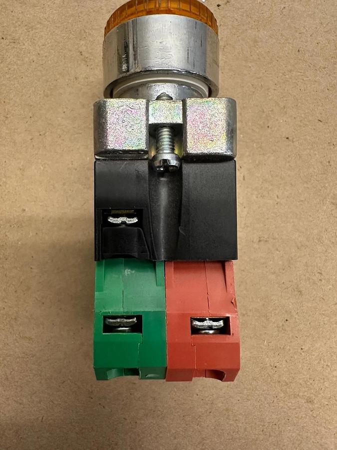 Used AutomationDirect GCX1253-24 Selector Switch