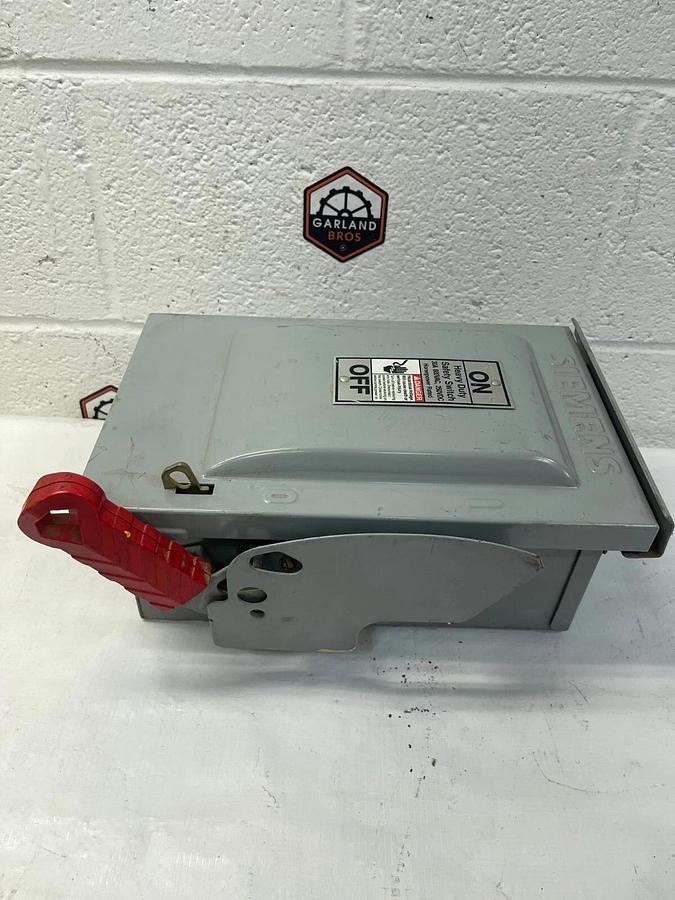 Used Siemens HBF361R Heavy Duty Safety Switch 30A 600VAC 250VDC