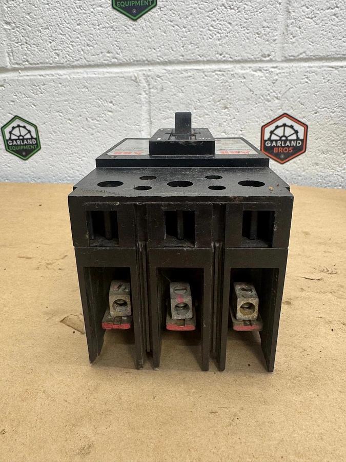 Used ABB LR 90467 30A Circuit Breaker, 3 Pole, 600 VAC, 500 VDC