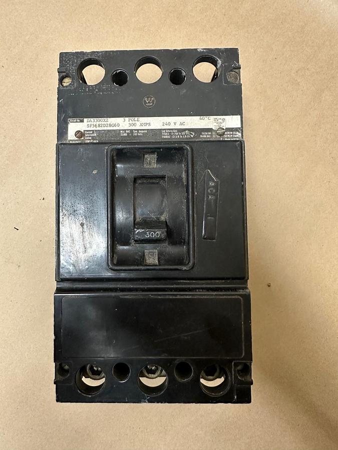 Used Westinghouse DA3300XZ 300A 3 Pole Circuit Breaker