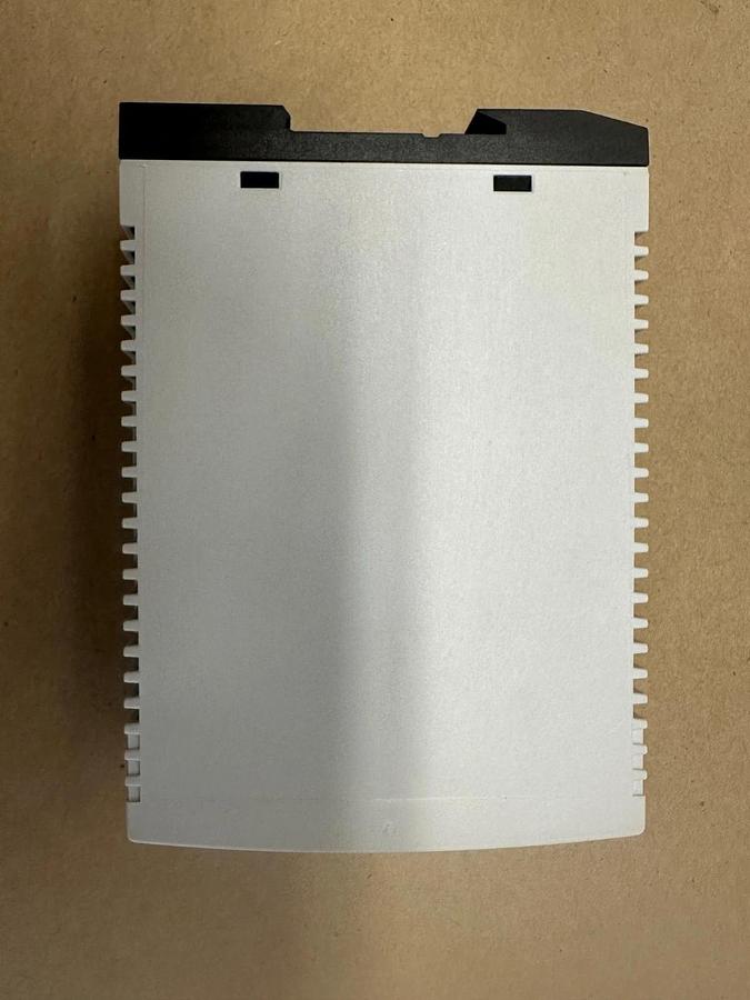 Used Eaton EU5C-SWD-PF2-1 PowerFeed Module  *NEW*