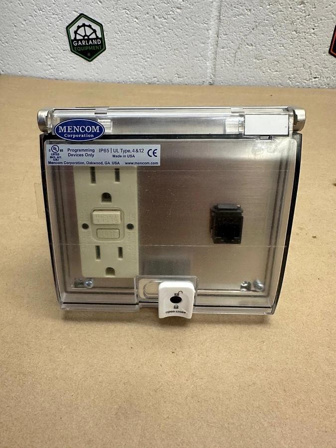 Used Mencom LP3-GF-RJ45 Low Profile Panel Interface Connector *NEW*