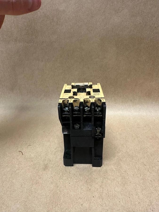 Used Allen Bradley 100-A09ND3 Contactor