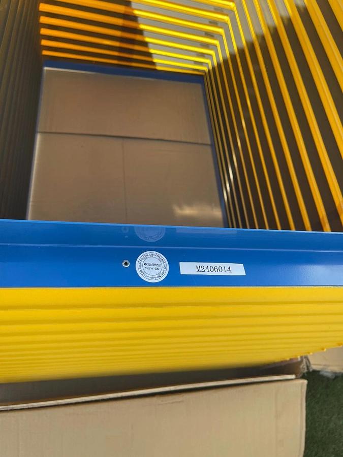 Global Industrial 989019 Bellows Package, 48x28 for Power Scissor Lift