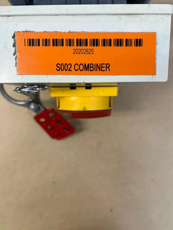 Used Allen Bradley S002 Combiner with 194E-A32-1753 Load Switch