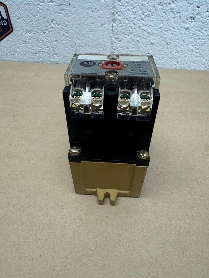 Used Allen Bradley 700-P400A1 Coil Relay/ AC Relay Series D