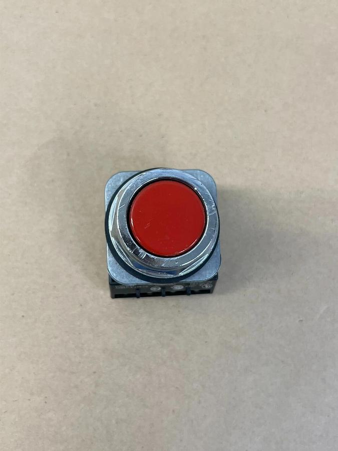 Used Siemens 52PA8A2 Type 1,3,4,12 and 13 Heavy Duty Push Button