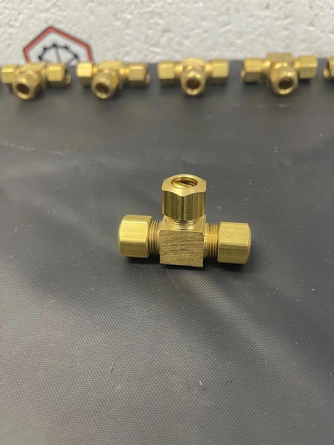 Used Generic 264X6 Brass Tee Fitting, 3/8 O.D. Tube to Pipe - Lot of 11