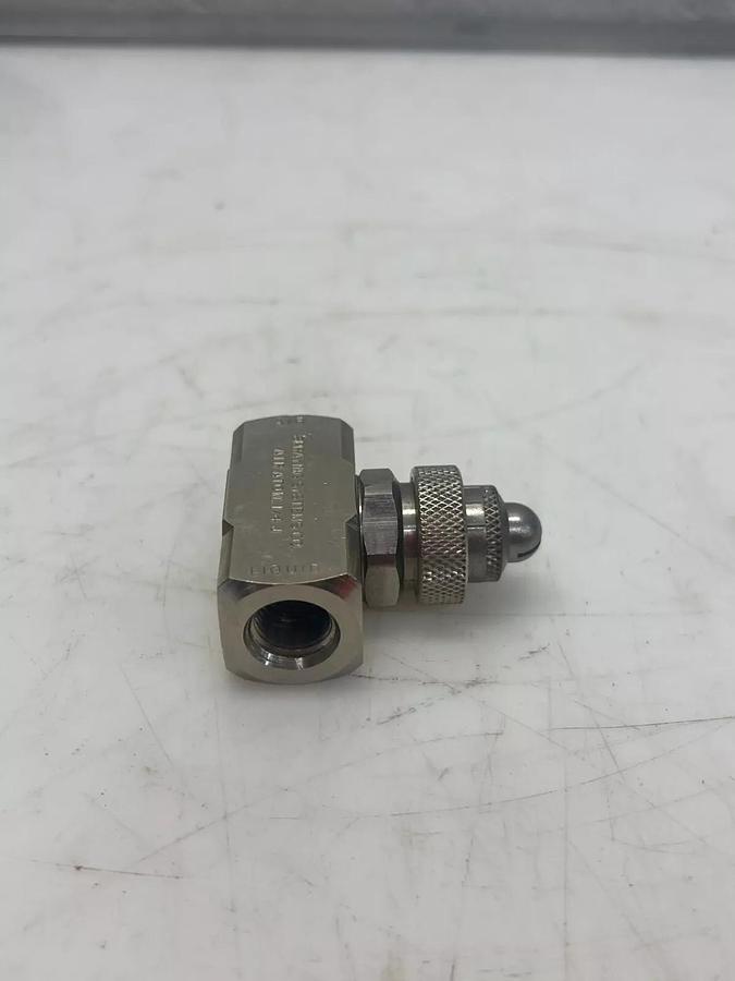 Used Spraying Systems Co. Air Atom, 1/4 J