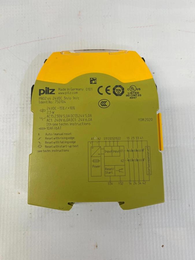 Used Pilz PNOZ S4 Safety Relay 24 VDC