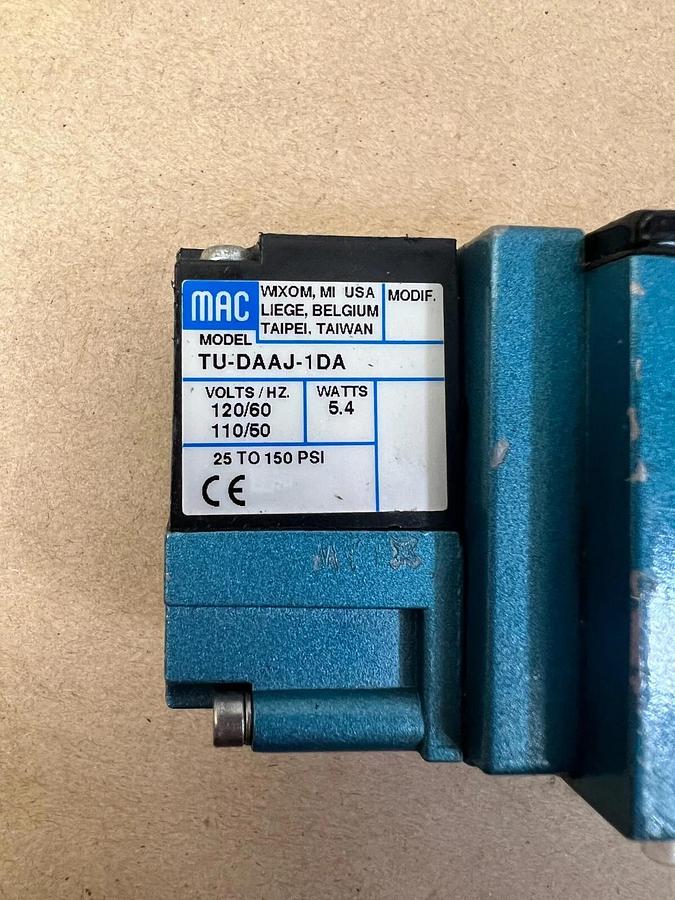 Used MAC 82A-AF-000-TU-DAAP-1DA w/ TU-DAAJ-1DA Valve