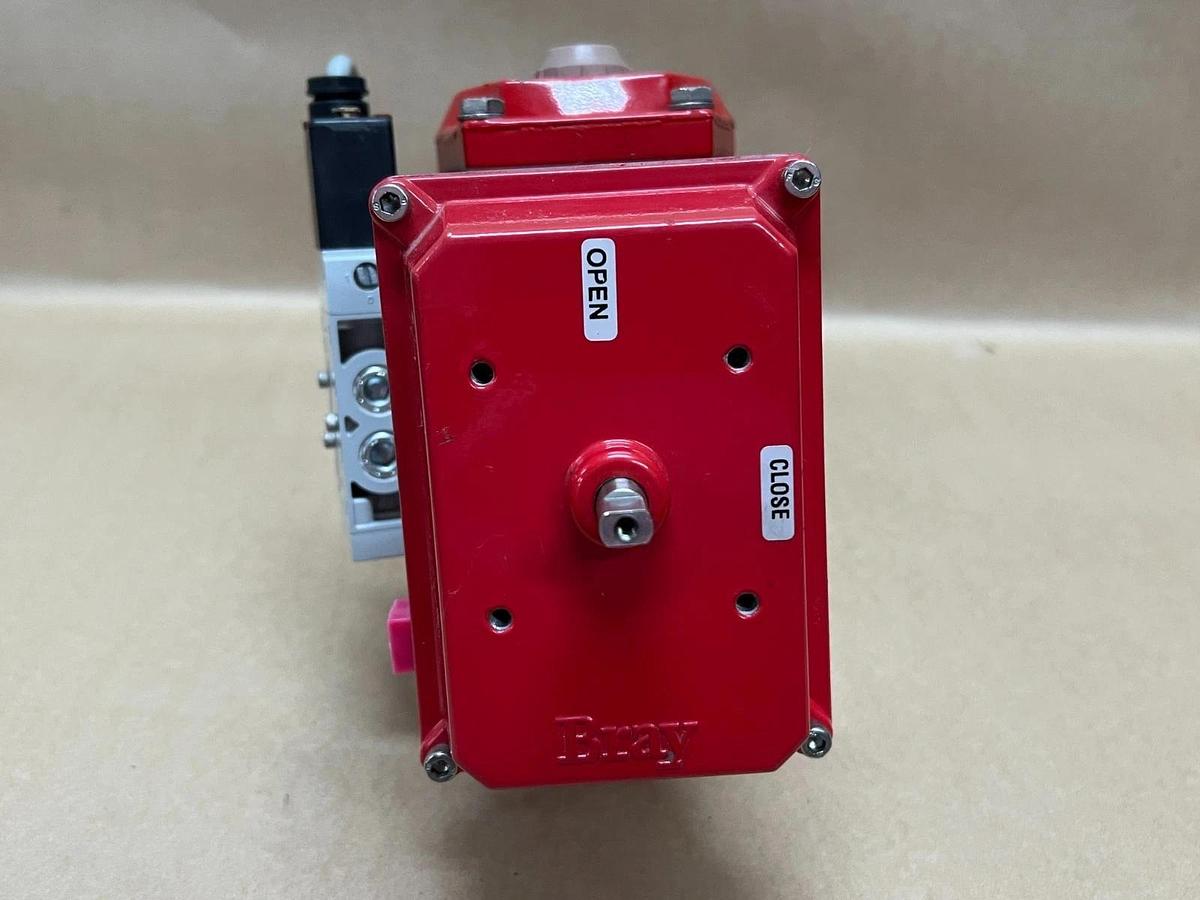 Used Bray Controls 90-0830-21320-015 Pneum Actuator, Limit Switch, Butterfly Valve