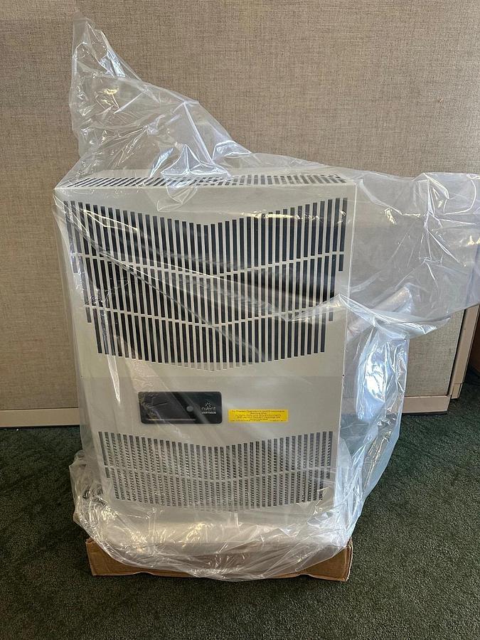 Used Nvent Hoffman G280446G050 Air Conditioner *NEW*