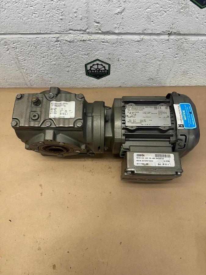 Used SEW Eurodrive SA47DRS71S4/DH Motor & Gearbox 1/2Hp, 60Hz, 1700RPM, 24.77:1 Ratio