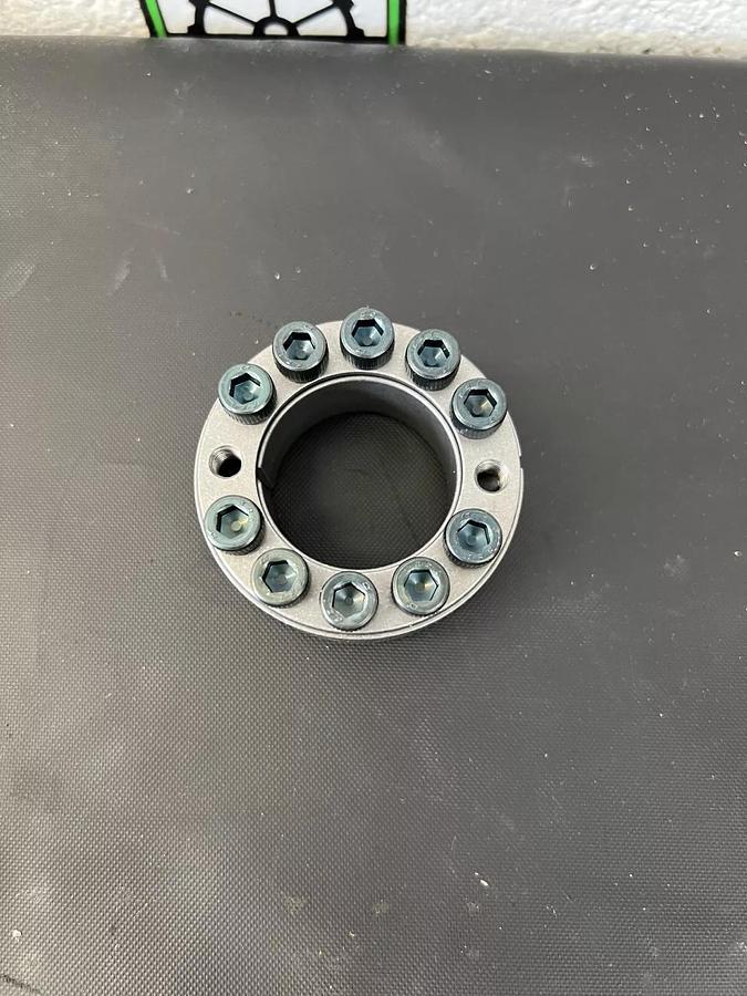 Used Power-Lock Stainless Steel Keyless Lock Hub