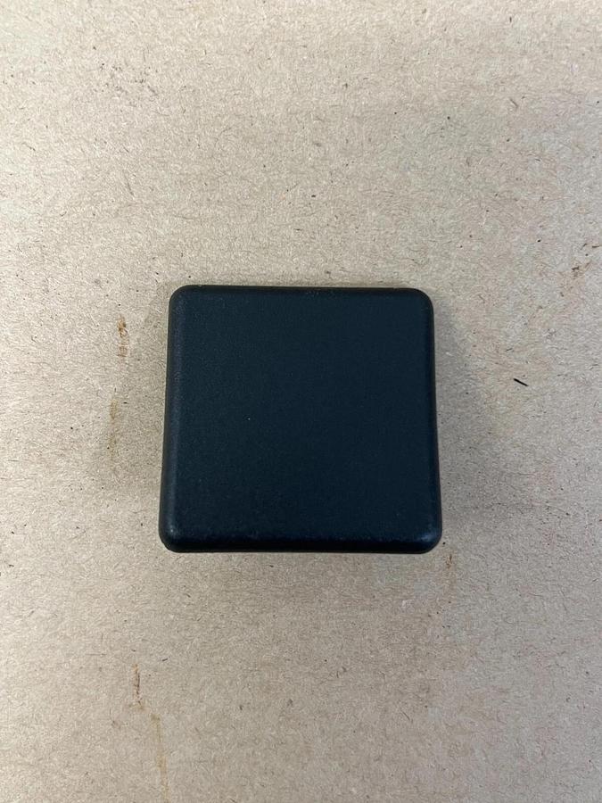 Used Muko 29170 Cover Caps, 40x40 - Lot of 22