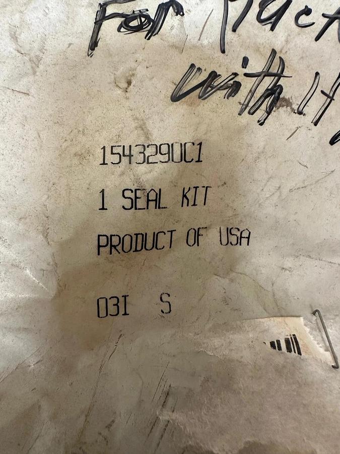 Used CASE 1543290C1 Hydraulic Seal Kit *NEW*