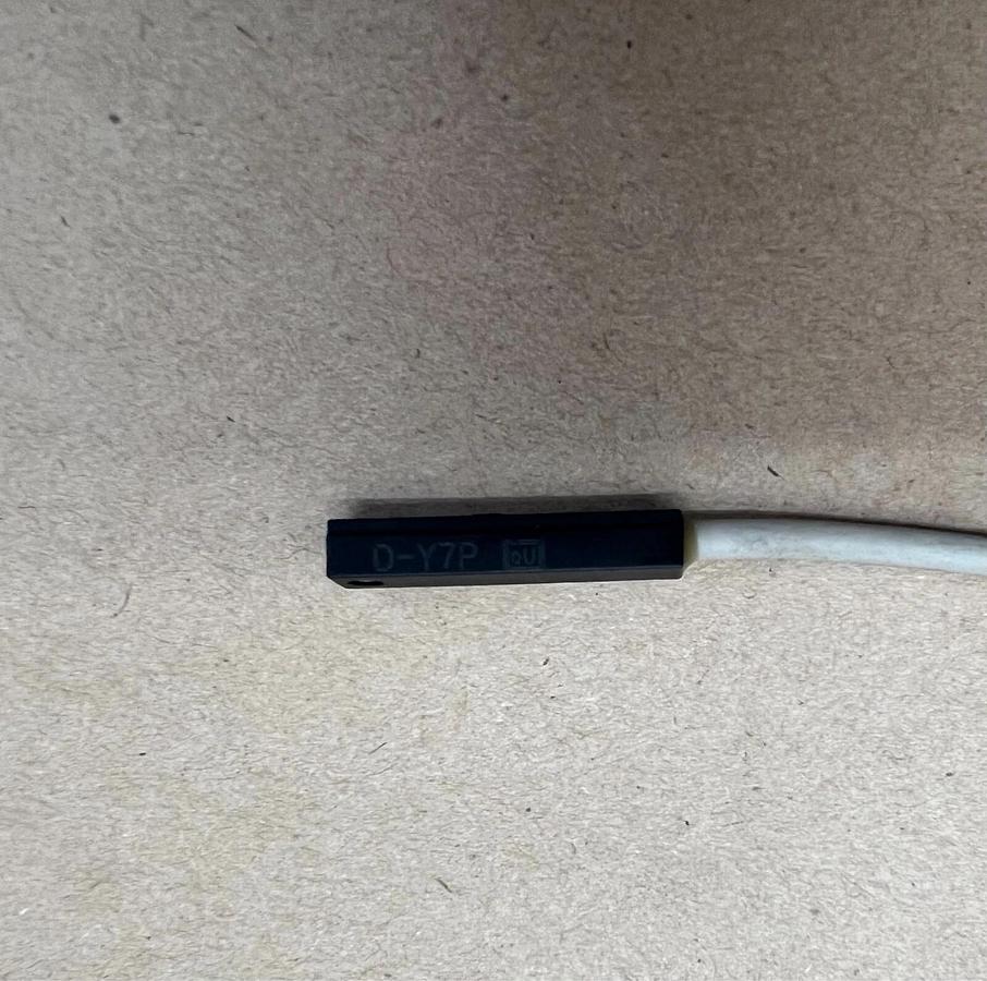 Used SMC D-Y7P Pin Connector - Lot of 9