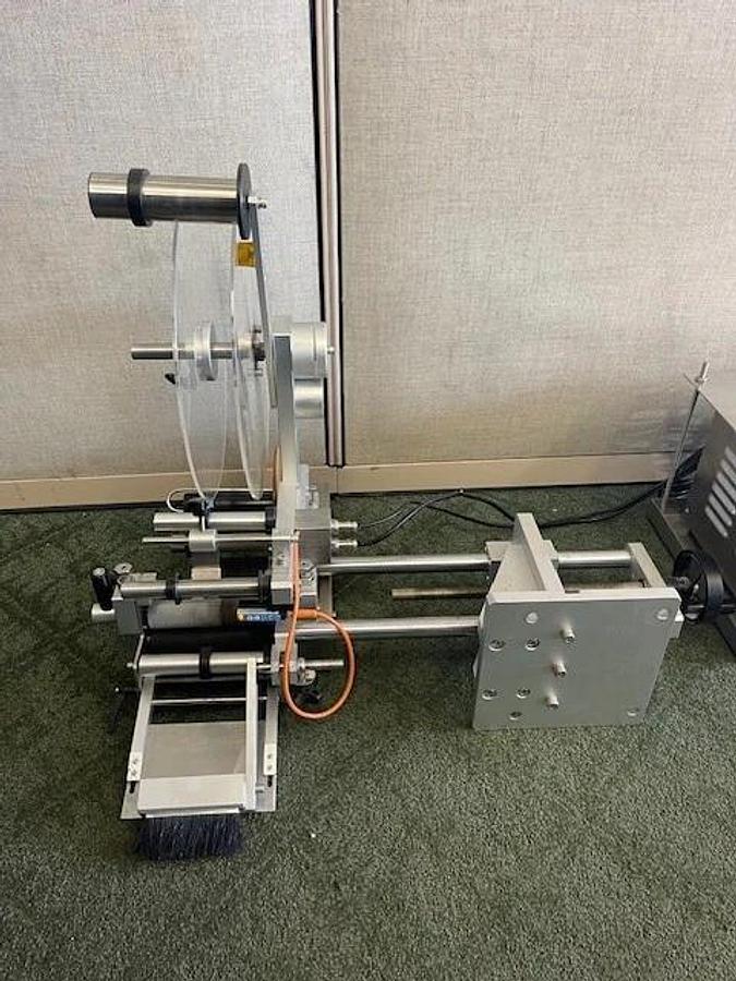 Used Delta TTL-201T Labeling Machine, Single Phase, 110V, Max Label Width 6”