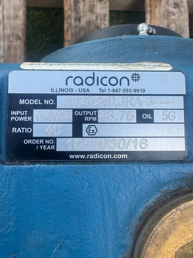 Used Radicon A125240.JRA-3 Worm Gear Speed Reducer Gearbox, 40:1 Ratio, 10.90Hp