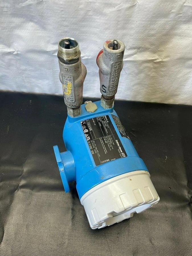 Used Endress+Hauser 80A02-1UM7/0 Pressure Transmitter, Digital Flow Meter