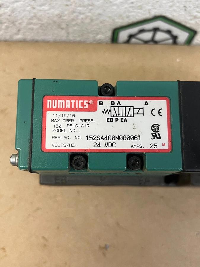 Used Numatics 225-372 24 VDC Solenoid Valve w/ Base