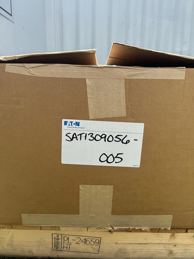 Used Eaton HMCP150U4C/ CN15NN3, 150A Circuit Breaker, Size 4 Magnetic Contactor 135A