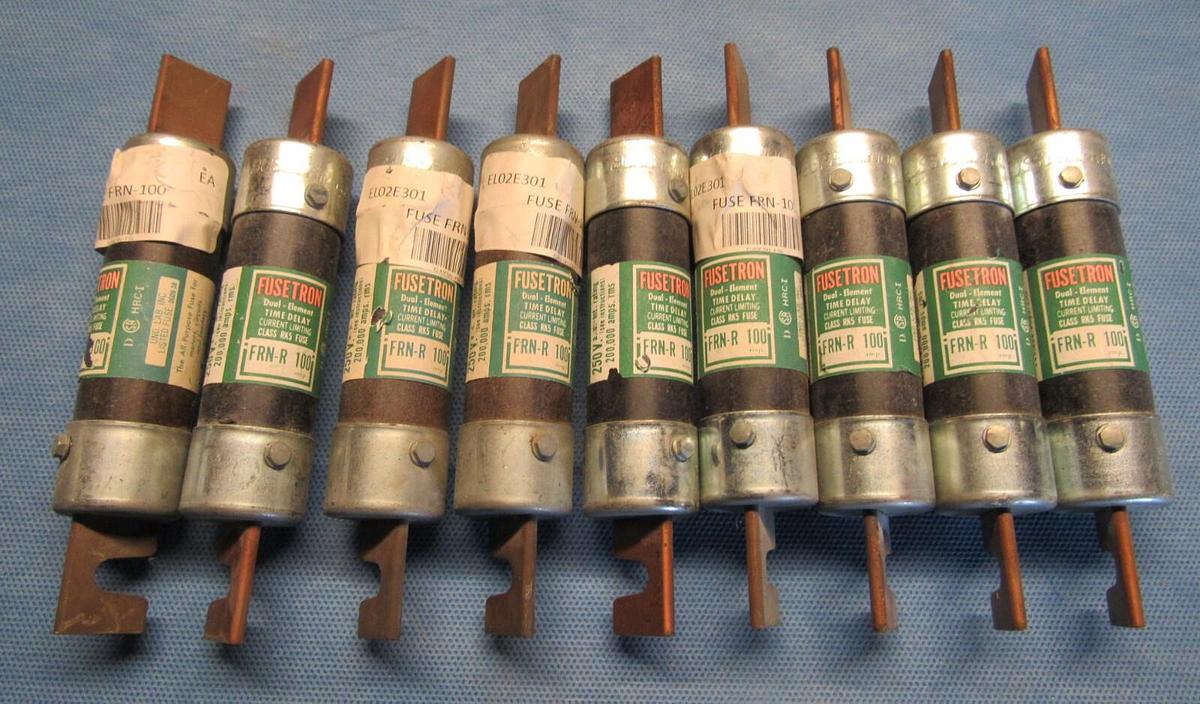 Used Bussman Fusetron FRN-R-20 Fuse, Dual Element Time Delay, Class RK5 (LOT of 8)