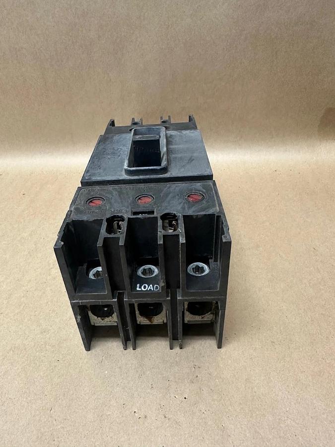 Used Westinghouse KB 225A 3 Pole Circuit Breaker
