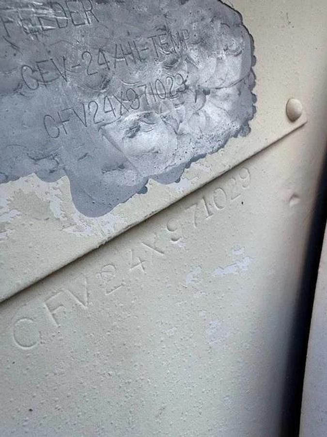 Used Clarke’s CFV24X971029 24”x24” Feeder, Toshiba 5Hp Motor @ 1800RPM & Falk 4207J25