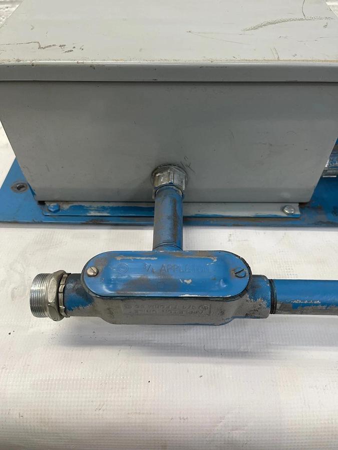 Used Weizmann Type 12 + 13 Enclosure w/ GE Heavy Duty Safety Switch