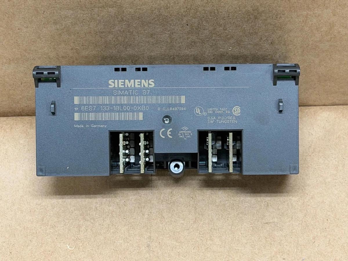Used Siemens 6ES7 133-1BL00-0XB0 SIMATIC ET 200L