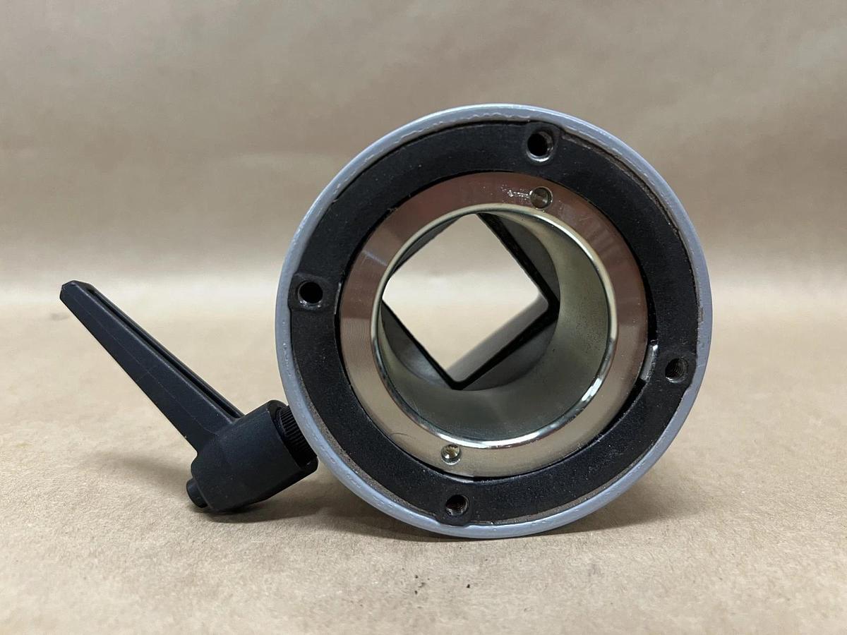 Used Square D Vertical Rotating Fixing Coupling (2" x 2") 2" Pipe