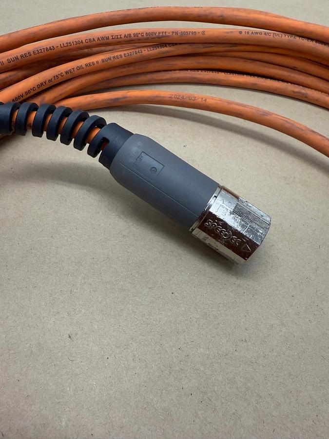 Used Allen-Bradley 2090-CPWM7DF-16AA25 Power/Feedback Cable, Ser A, 15m
